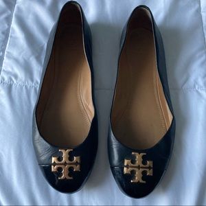 EUC Tory Burch Everly Leather Flats
